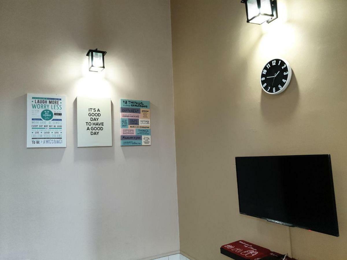 Lindanazri Homestay Mitc Melaka Exteriör bild